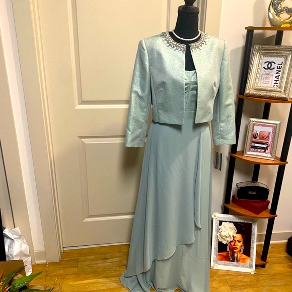 TAHARI CHIFFON GOWN WITH JACKET SIZE 8 METALLIC JACQUARD ARTHUR LEVINE MINT. - Picture 11 of 15